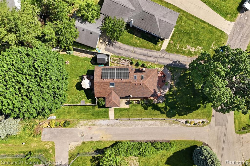8303 Lagoon Street, Commerce Twp, MI 48382 — Photo 31