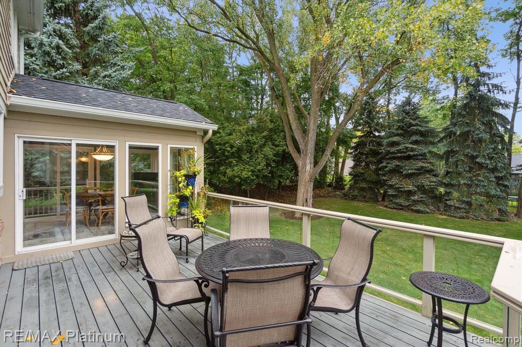 4355 Oak Pointe Drive, Brighton, MI 48116 — Photo 34