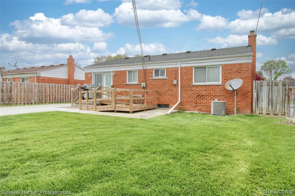 30081 Balmoral Street, Garden City, MI — Photo 27