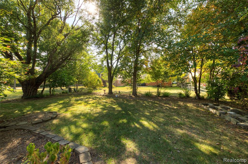 42437 Majestic Court, Canton, MI 48188 — Photo 47
