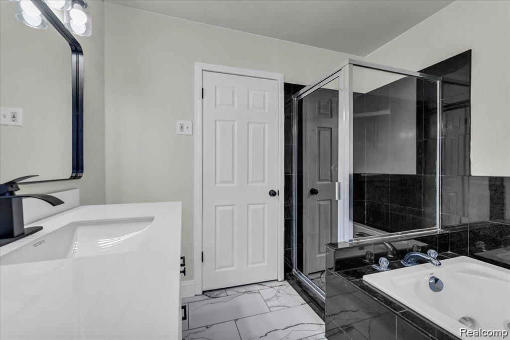 16241 Cherrylawn Street, Detroit, MI 48221 — Photo 25