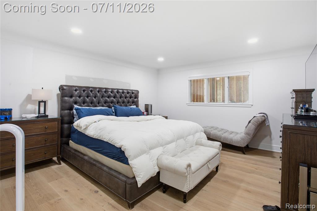 600 WOODCREST Drive, Dearborn, MI 48124 — Photo 26