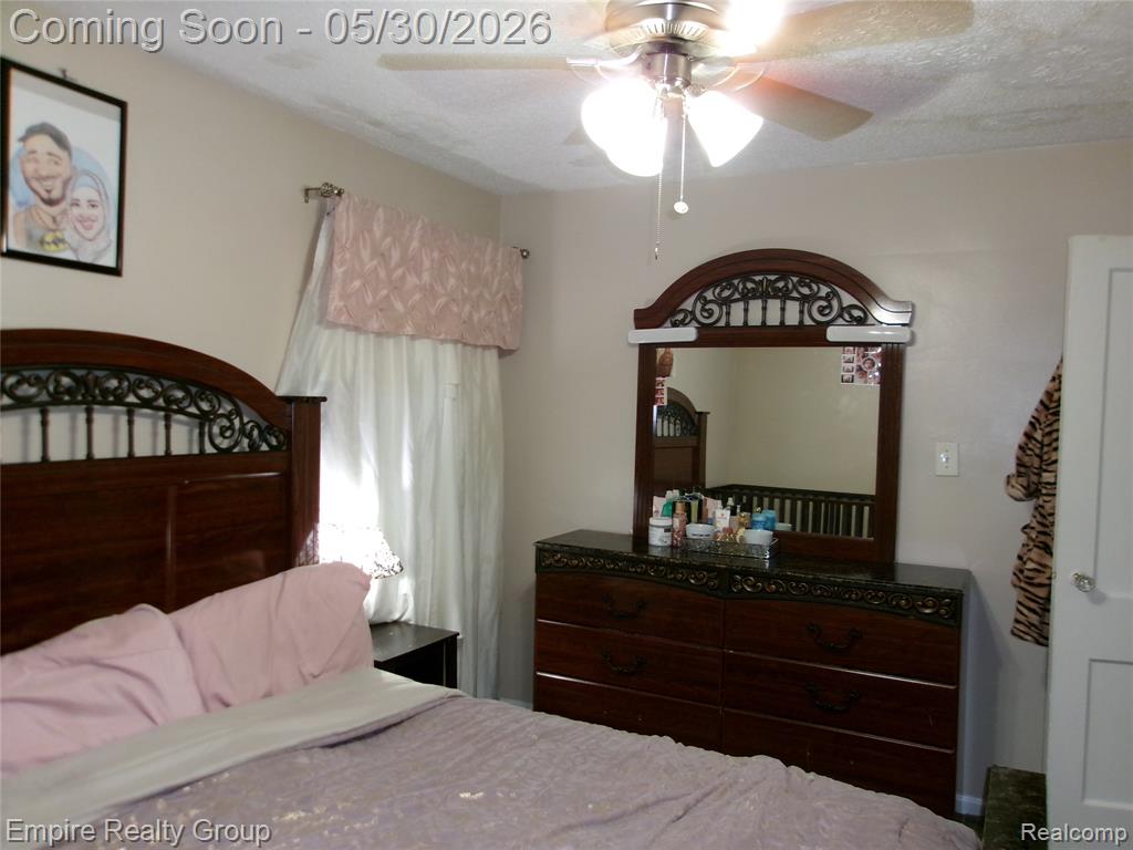 7507 W Parkway Street, Redford, MI 48239 — Photo 11