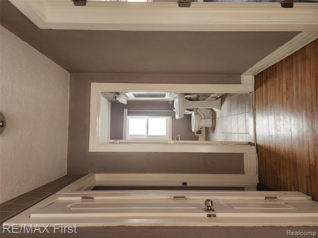 16161 Roselawn Street, Detroit, MI 48221 — Photo 17