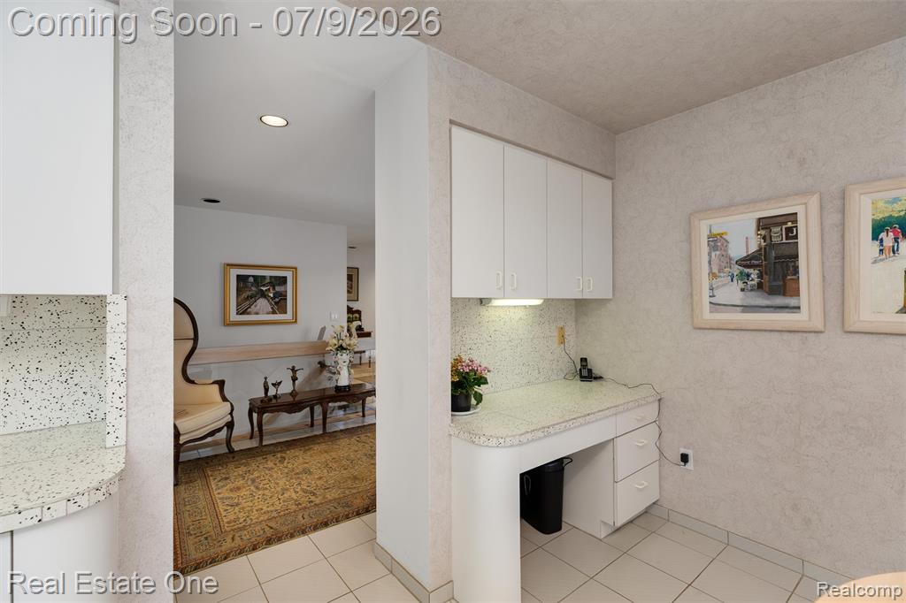 6273 Celeste Road, West Bloomfield, MI — Photo 15