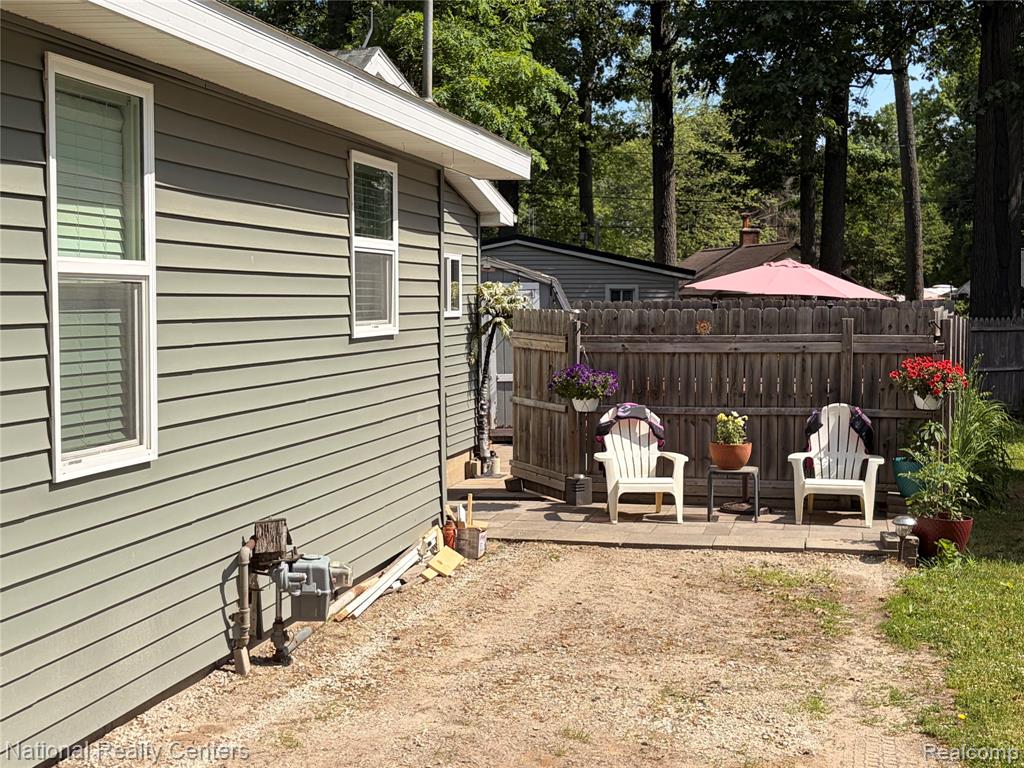 2025 Parkwood Court, Brooklyn, MI 49230 — Photo 6