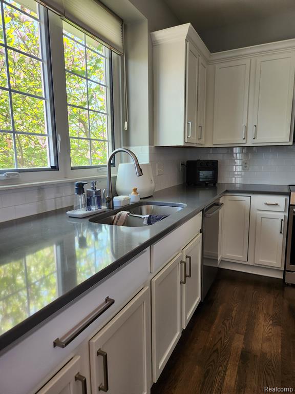 6691 LAKEWAY Street, Ypsilanti, MI 48197 — Photo 24