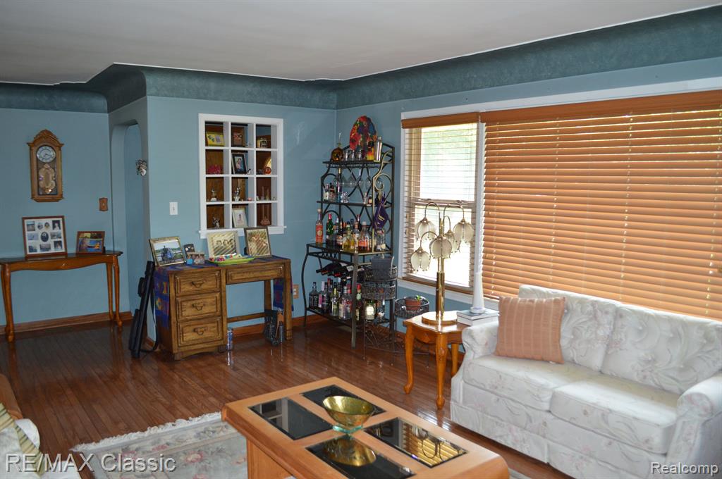 56000 9 MILE Road, South Lyon, MI 48178 — Photo 5