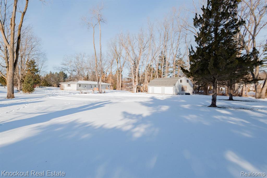 13475 DIXIE Highway, Birch Run, MI 48415 — Photo 26