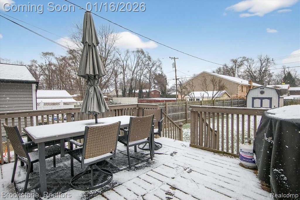 875 Adelaide Drive, Wolverine Lake, MI 48390 — Photo 41