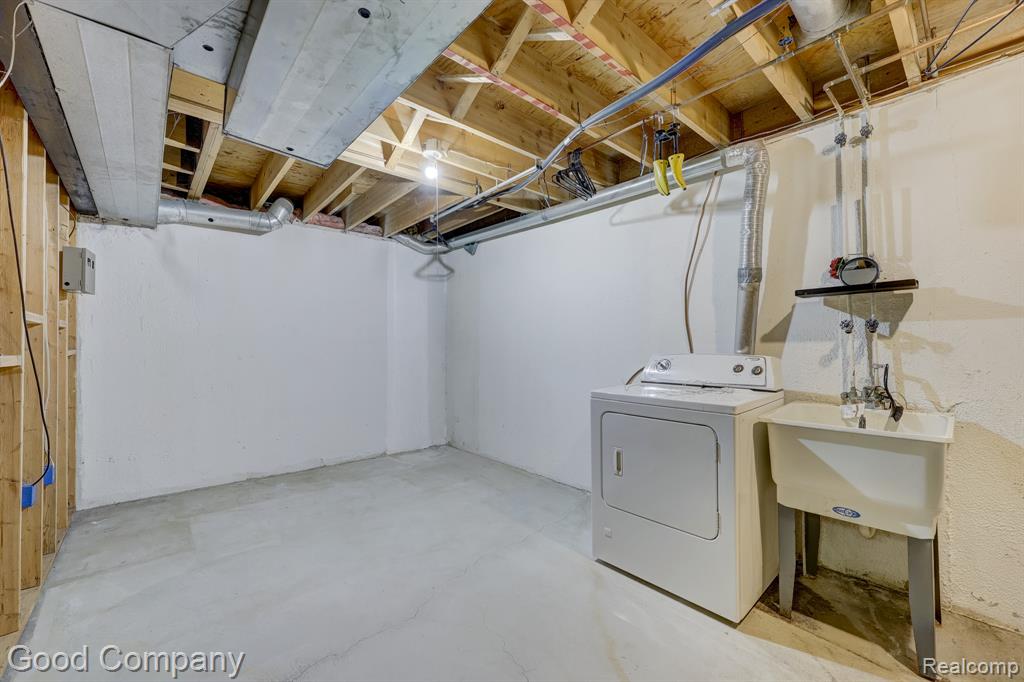 7354 Birkshire, West Bloomfield, MI — Photo 25