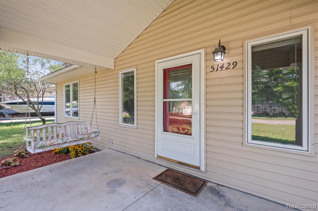 51429 Morowske Drive, Shelby Twp, MI 48316 — Photo 5