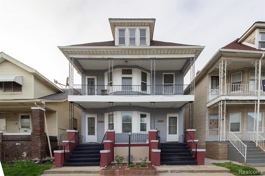 3273 Yemans Street, Hamtramck, MI 48212 — Photo 3