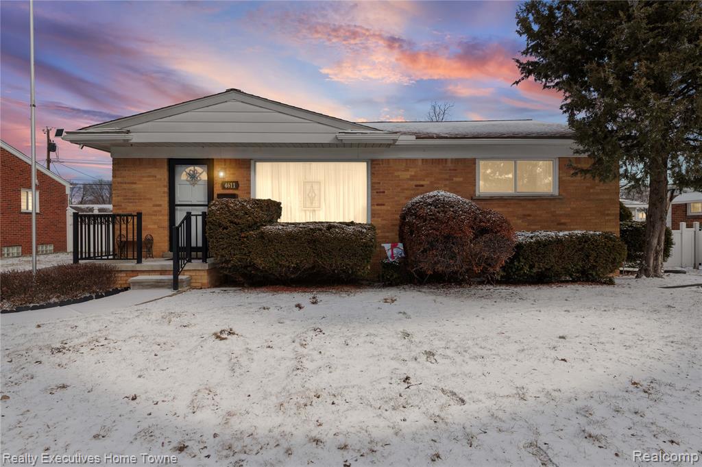 4611 E 13 Mile Road, Warren, MI 48092 — Photo 2