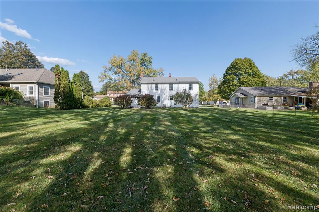 1283 Woodnoll Drive, Flint, MI 48507 — Photo 43