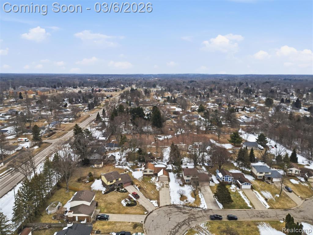 5530 Fox Chase Lane, Clarkston, MI — Photo 35