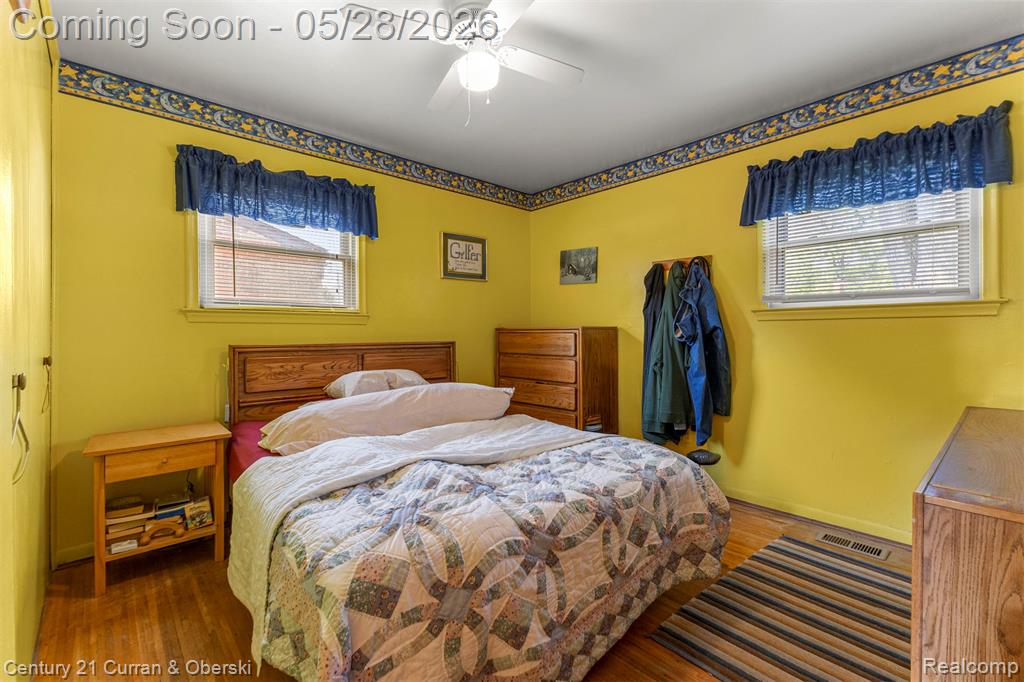 8245 N Hubbard Street, Westland, MI — Photo 11