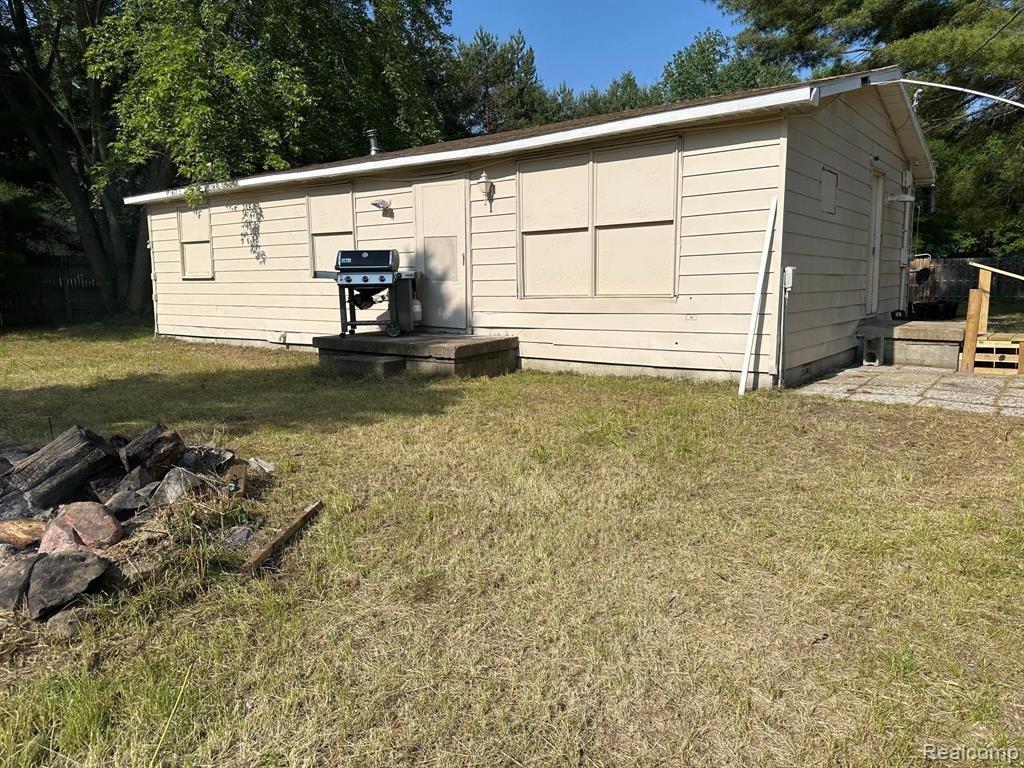 13310 BUECHE Road, Montrose, MI 48457 — front exterior