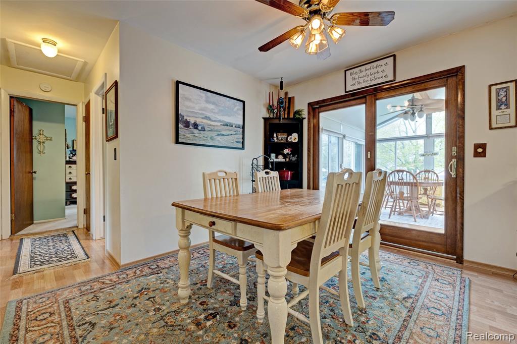 6437 Oriole Drive, Flint, MI 48506 — Photo 9