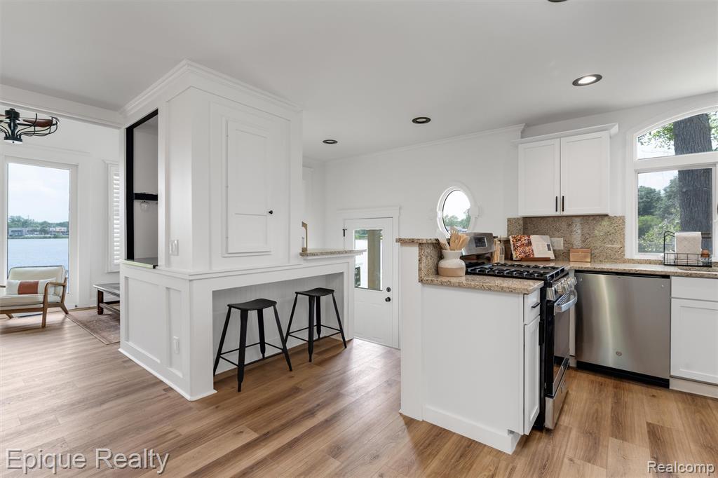 800 Kimberly, Lake Orion, MI 48362 — Photo 12