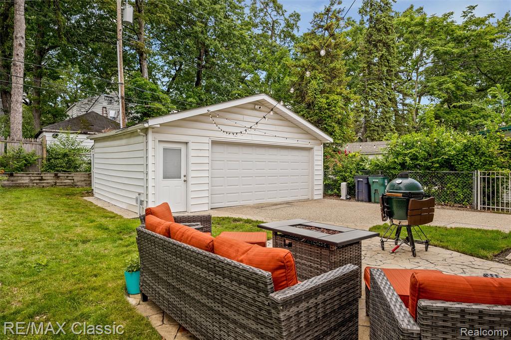 605 Fernwood Road, Royal Oak, MI 48067 — Photo 30