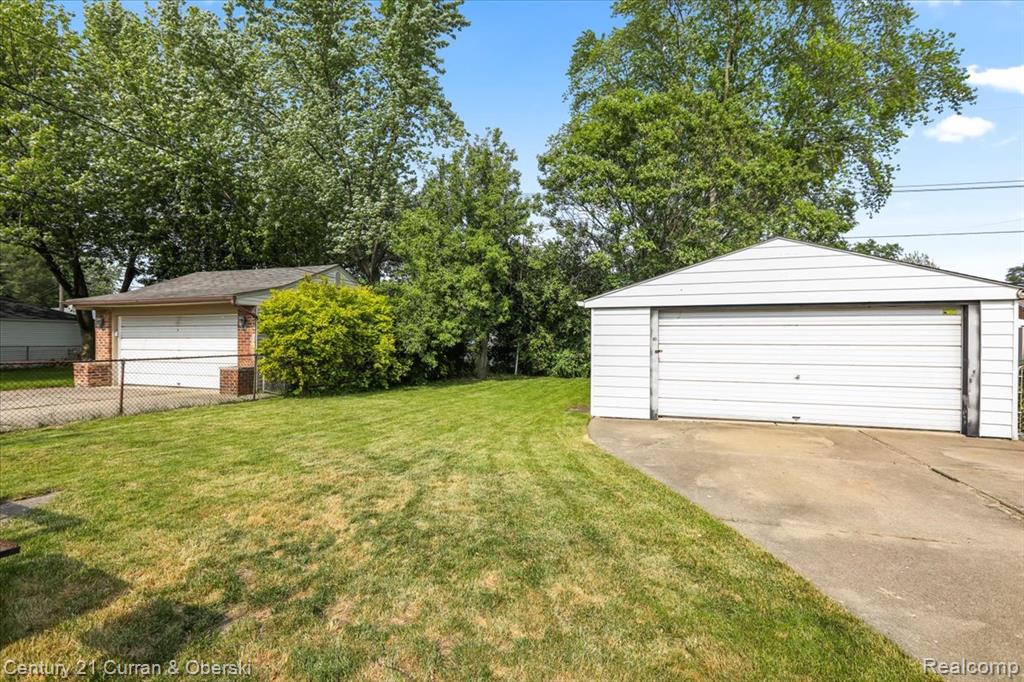 6958 Whitby Street, Garden City, MI — Photo 20