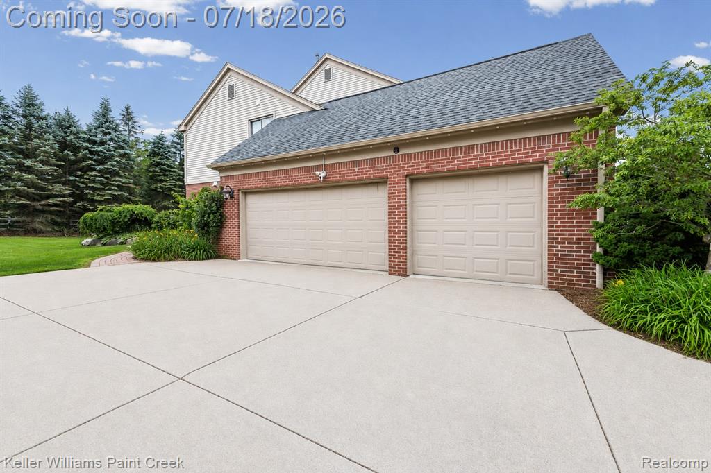 4230 Holly Lane, Oakland, MI 48306 — Photo 4