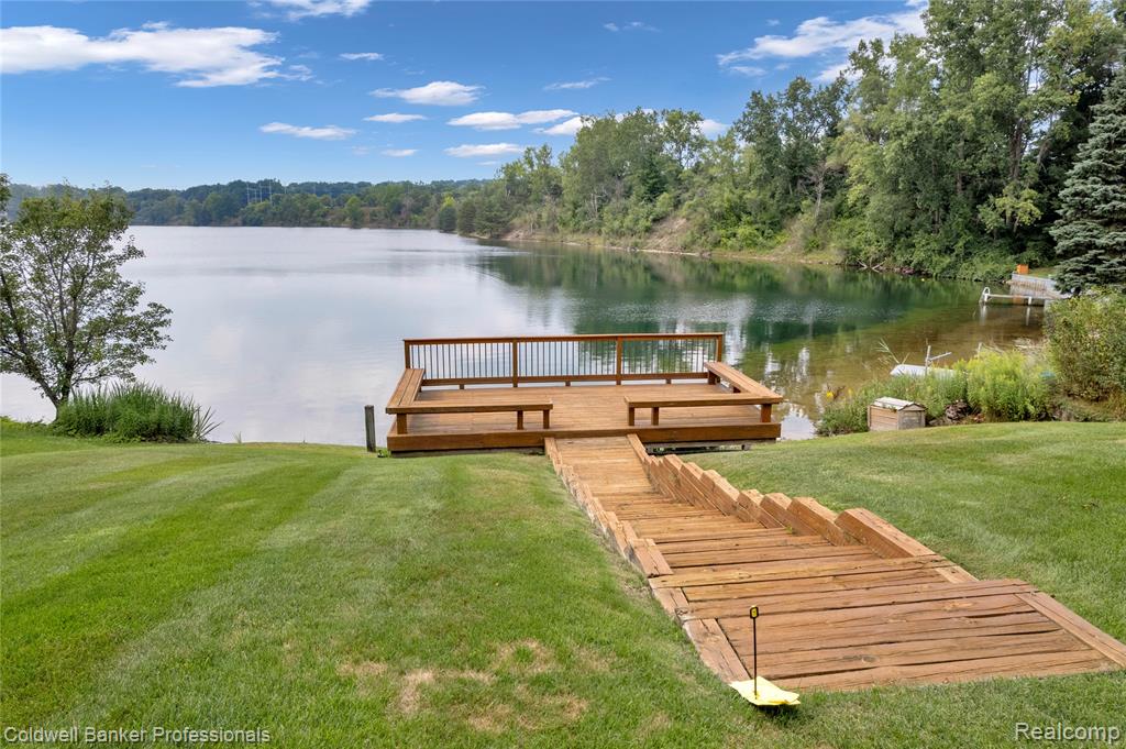 770 Lakes Edge Drive, Oxford, MI 48371 — Photo 4