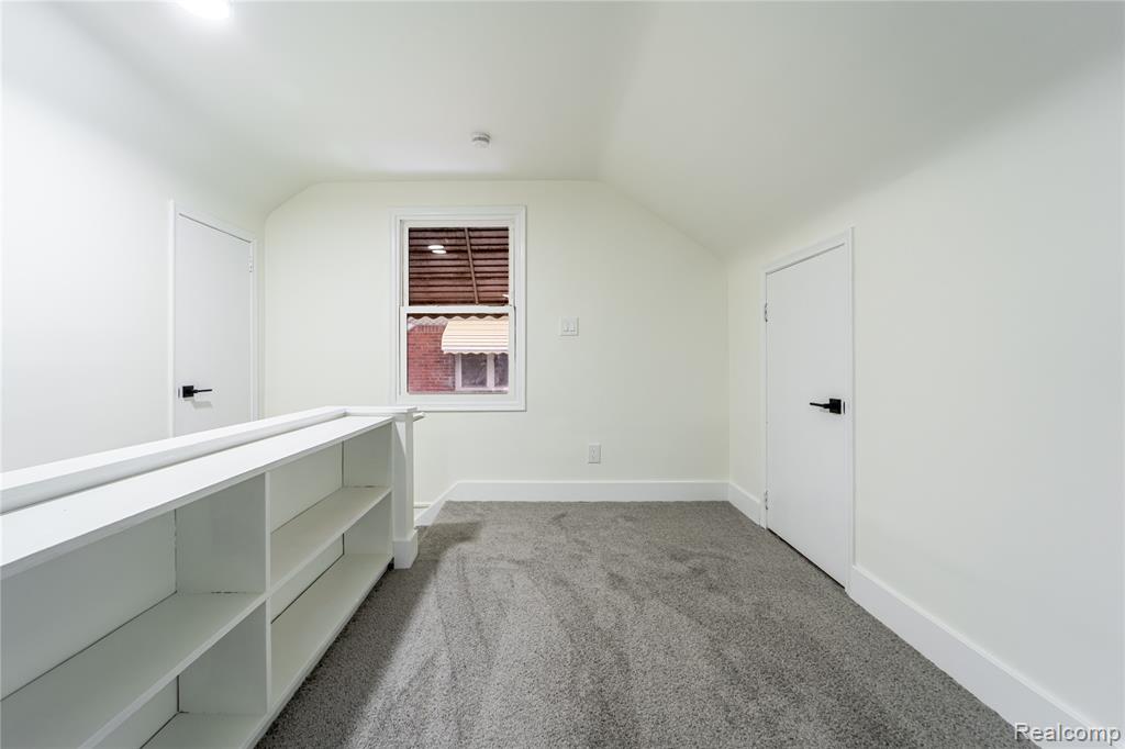 16535 Lincoln Avenue, Eastpointe, MI 48021 — Photo 30