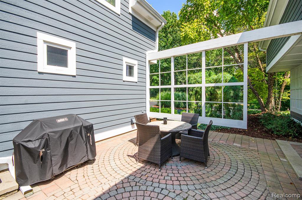 5751 Dora Lane, Clarkston, MI 48348 — Photo 40