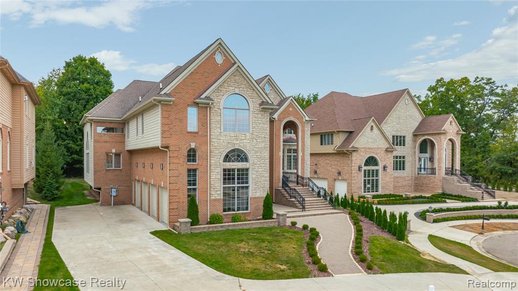 5512 Essex Court, West Bloomfield, MI — Photo 4