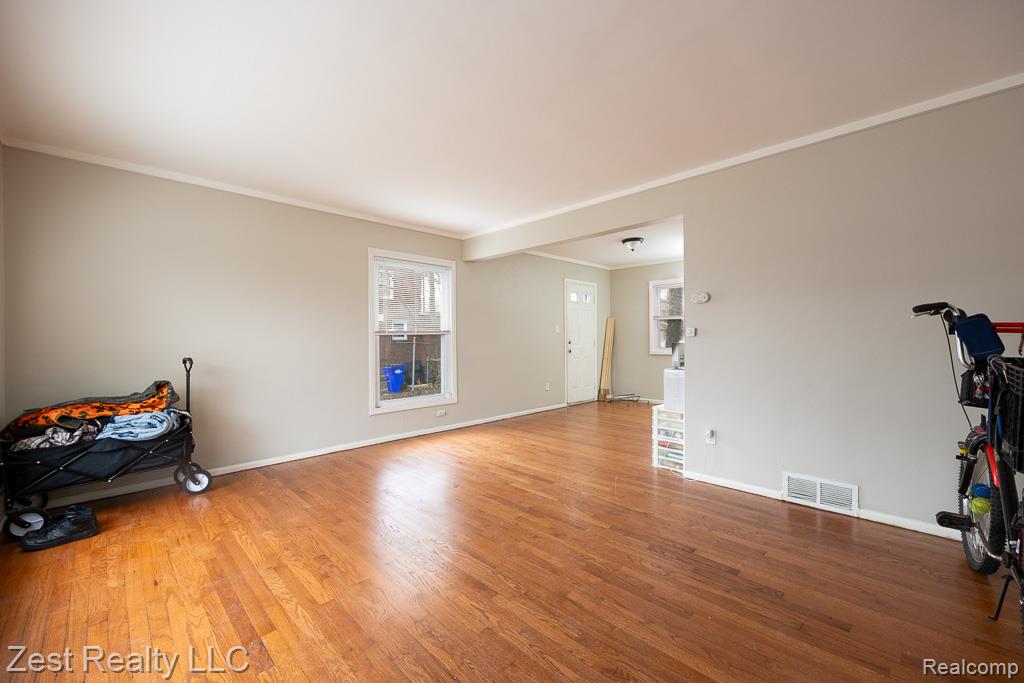 7601 Curtis Street, Detroit, MI 48221 — Photo 16