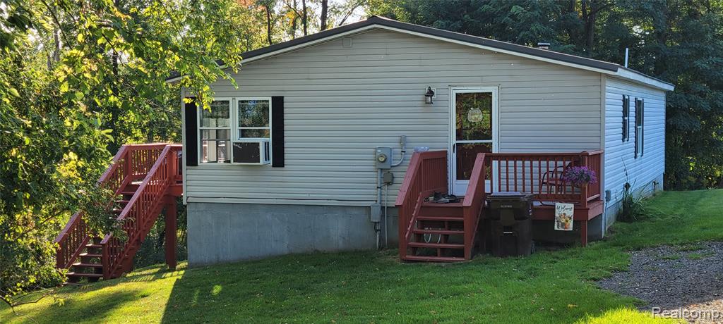 2201 Schnmeid, Six Lakes, MI 48886 — Photo 3