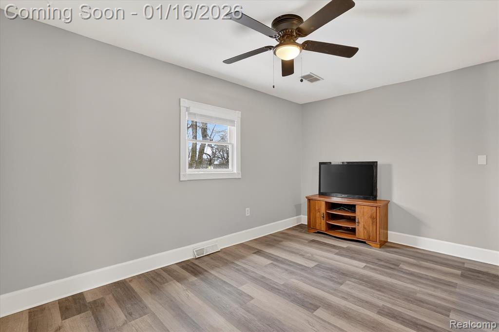 10086 Oakhill Road, Holly, MI 48442 — Photo 25