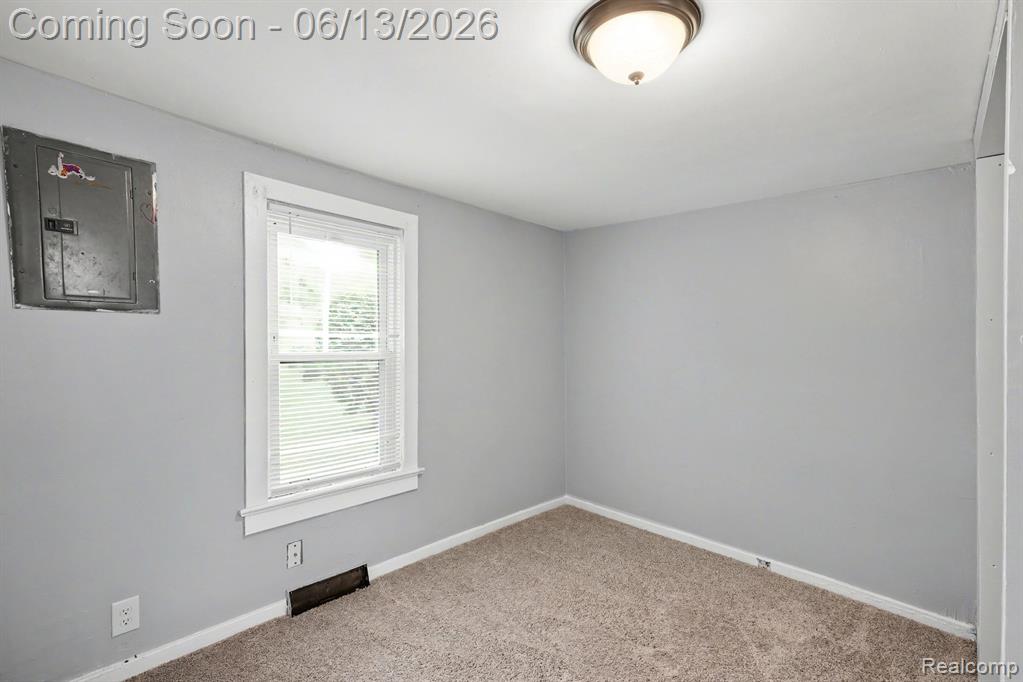 25383 Lawn Street, Roseville, MI 48066 — Photo 18