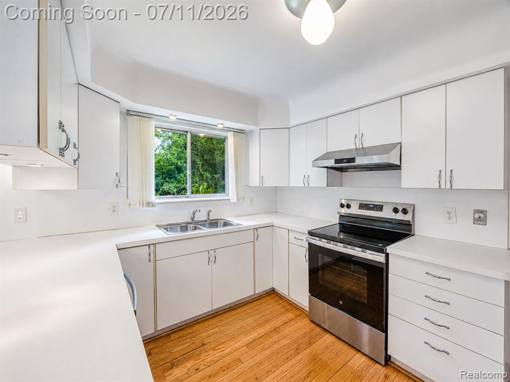 6970 Wing Lake Road, Bloomfield Hills, MI 48301 — Photo 16