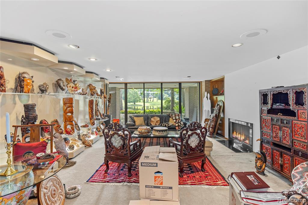 5035 Ponvalley Road, Bloomfield Hills, MI 48302 — Photo 32