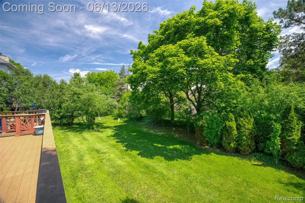 29342 Strathmore Drive, Farmington, MI 48331 — Photo 49