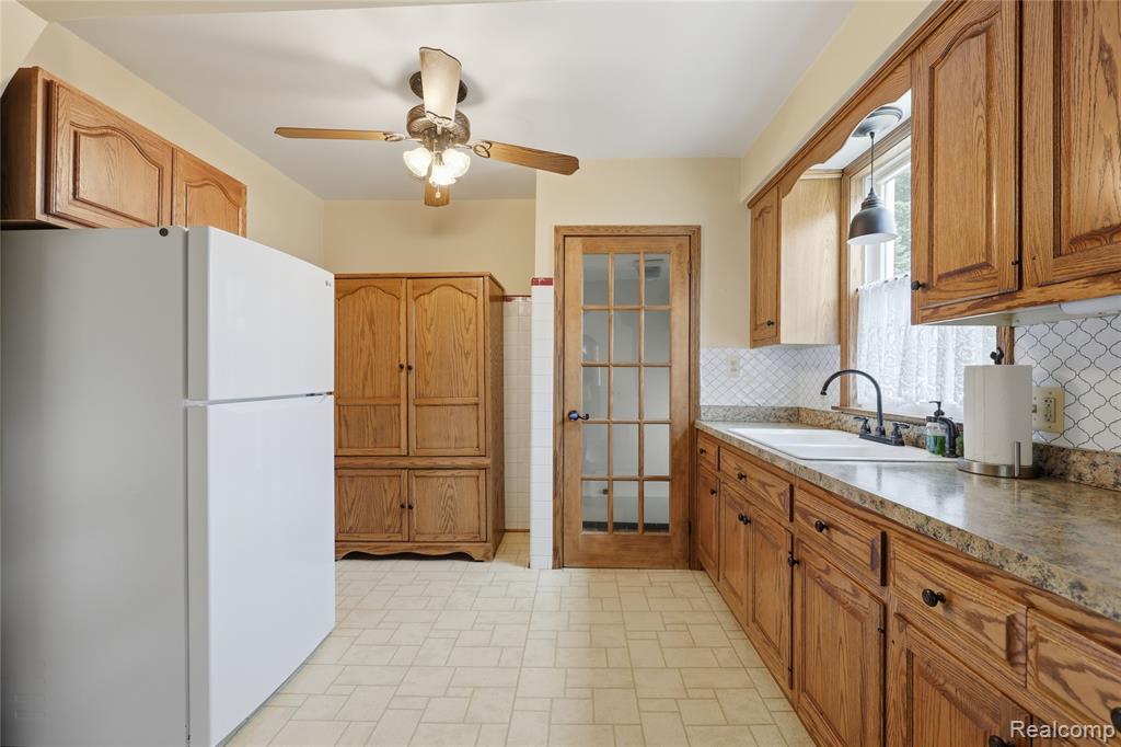 19029 Florian Street, Roseville, MI 48066 — Photo 10