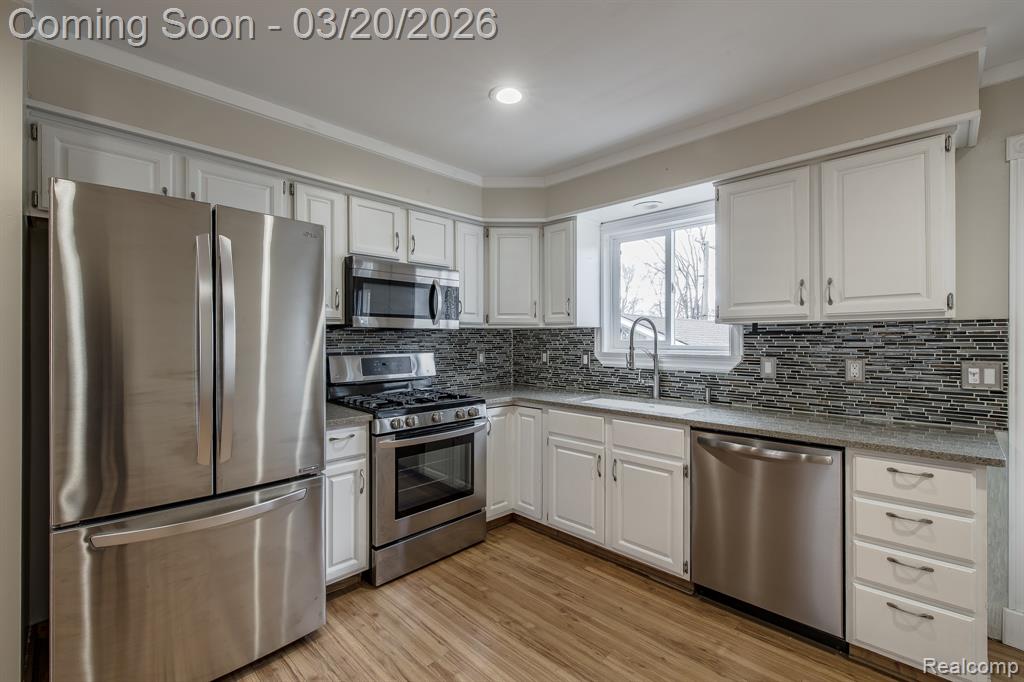 7691 Bridge Road, Waterford, MI 48329 — Photo 7
