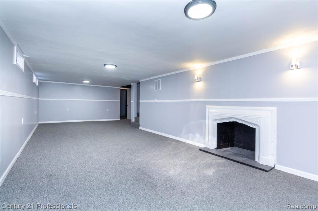 9357 Piedmont Street, Detroit, MI 48228 — Photo 34