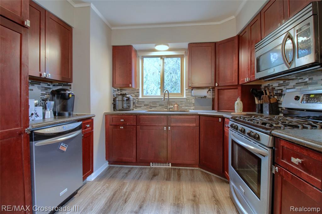 7367 Cavell Street, Westland, MI — Photo 12