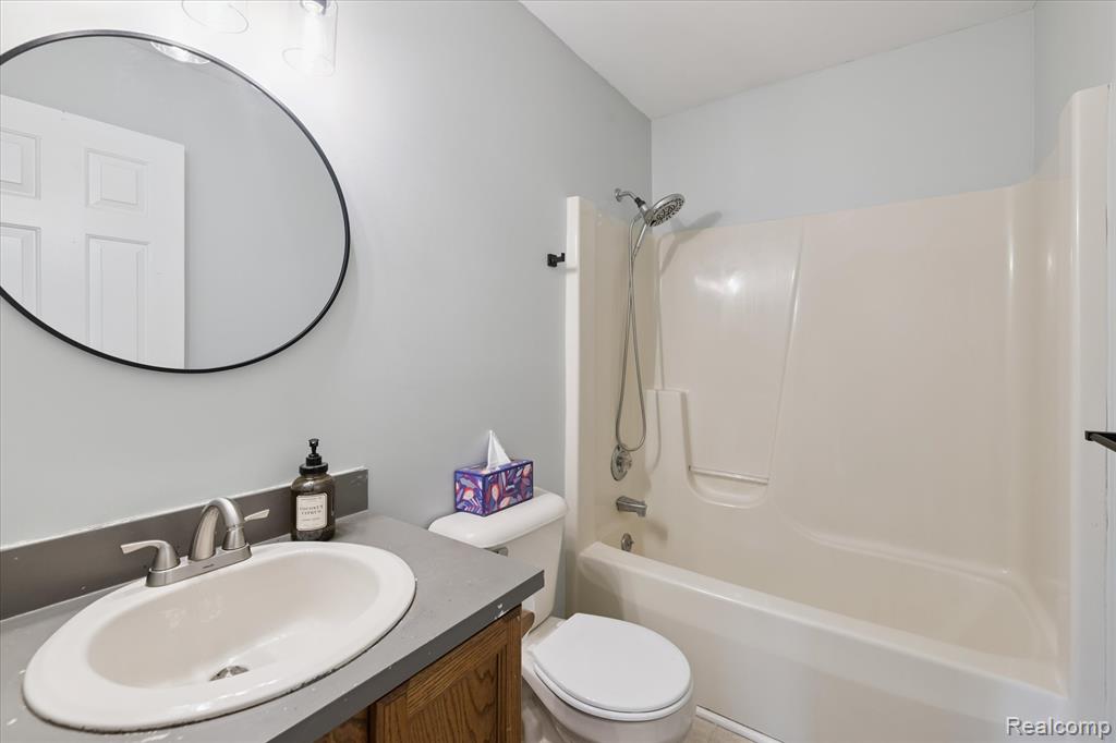 729 Cricket Crossing, Pinckney, MI 48169 — Photo 28