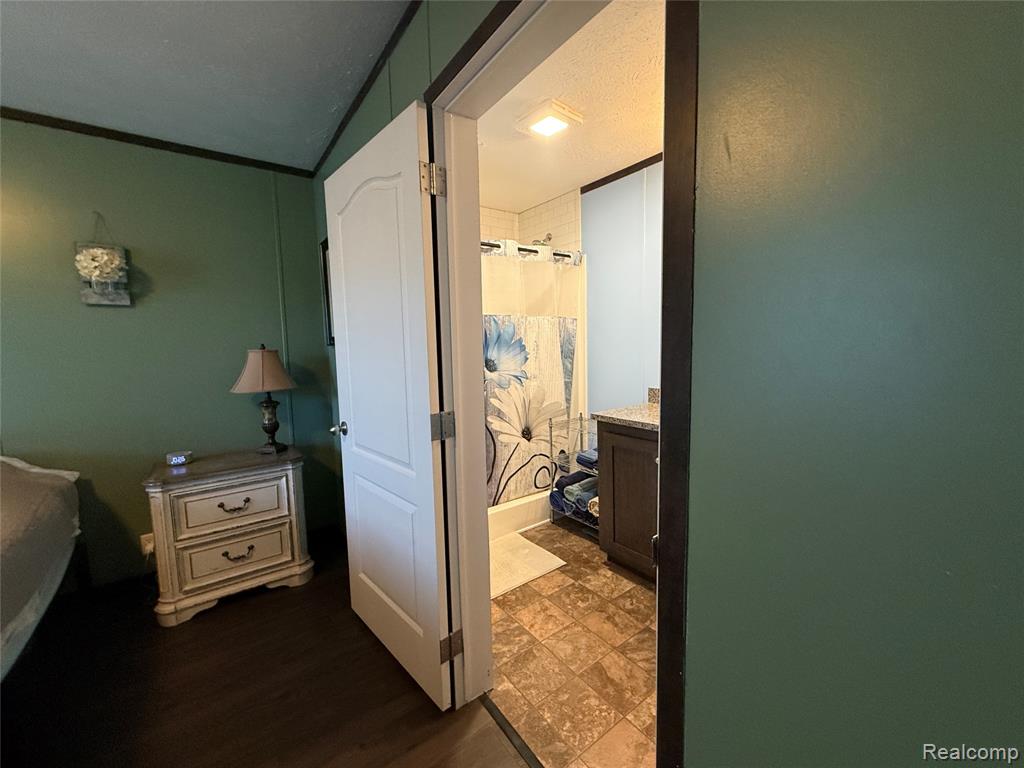 1101 Forest Lane, Columbus, MI — Photo 35