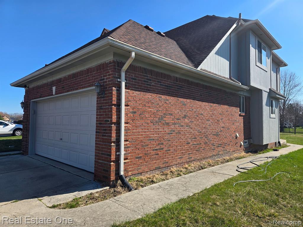 42510 PINEHURST Drive, Clinton Twp, MI 48036 — Photo 4