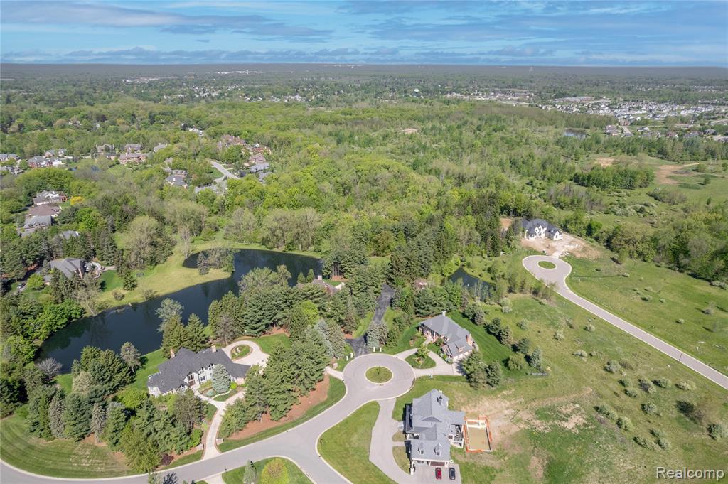 6279 CANTER CREEK Court, Grand Blanc, MI 48439 — Photo 76