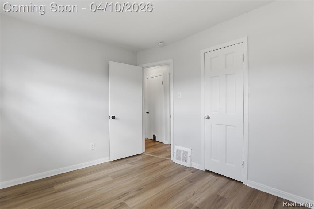 20201 Lancaster Street, Harper Woods, MI 48225 — Photo 17