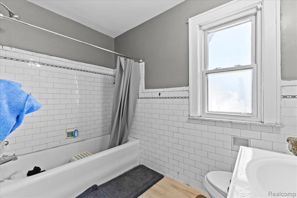 17516 Joseph Campau Street, Hamtramck, MI 48212 — Photo 23