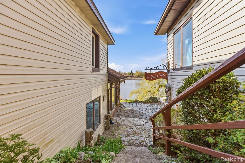 16280 Softwater Lake Drive, Linden, MI 48451 — Photo 43