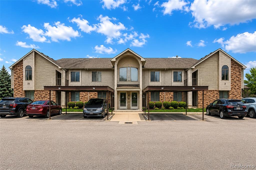 42764 Lilley Pointe Drive, 165, Canton, MI 48187 — Photo 3